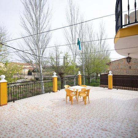 Posada El Arriero Torrejón el Rubio Dış mekan fotoğraf